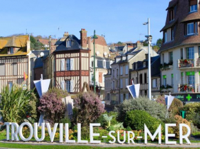 Apartment Touques Rives